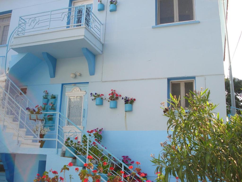 Mavi Pension Hotel Ayvalik Bagian luar foto